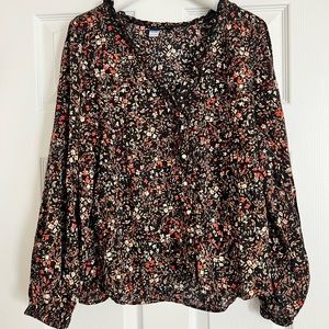 Floral Old Navy Blouse NWOT